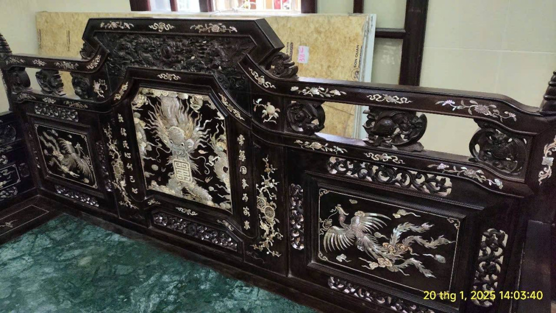 INTRODUCING THE GOLDEN DRAGON BED – LONG SANG TRIỀU NGUYỄN